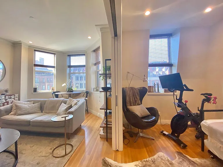 168 Newbury St #31 — Photo 28