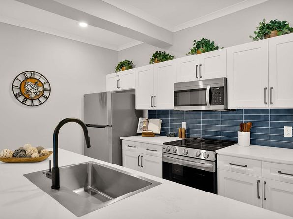 901 Patriot Dr #805-307