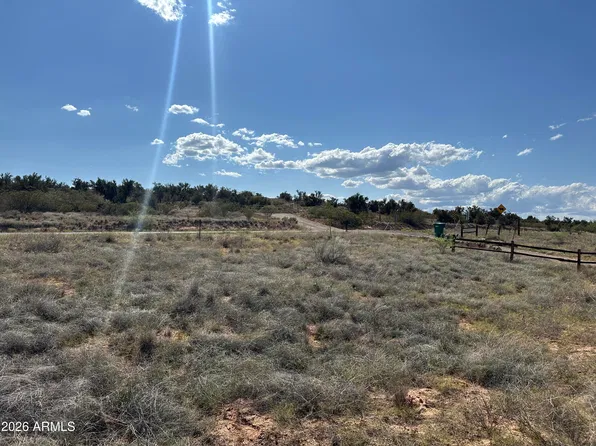 2075 S TISSAW Road #-, Cornville, AZ 86325
