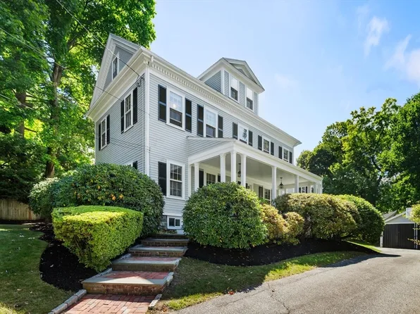 7 Herrick St, Winchester, MA 01890