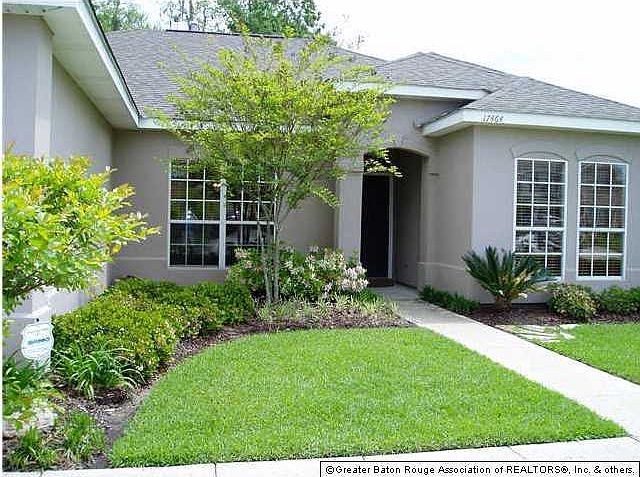 1st image of 17464 Evergreen Hill Dr