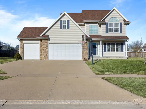 6246 NW 49th St, Johnston, IA 50131