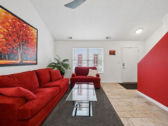 3rd image of 227 Saddlebrook Dr