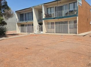 1402 E Desert Inn Rd APT 3, Las Vegas, NV 89169