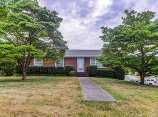 510 Devonshire Dr, Vinton, VA 24179