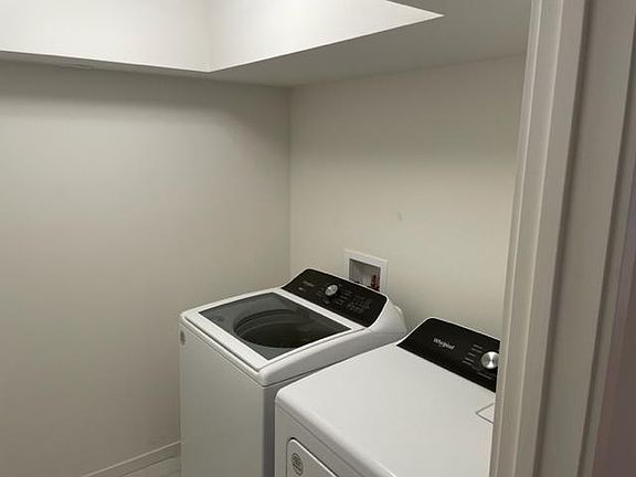3rd image of 206 Hawthorne Ave #206A