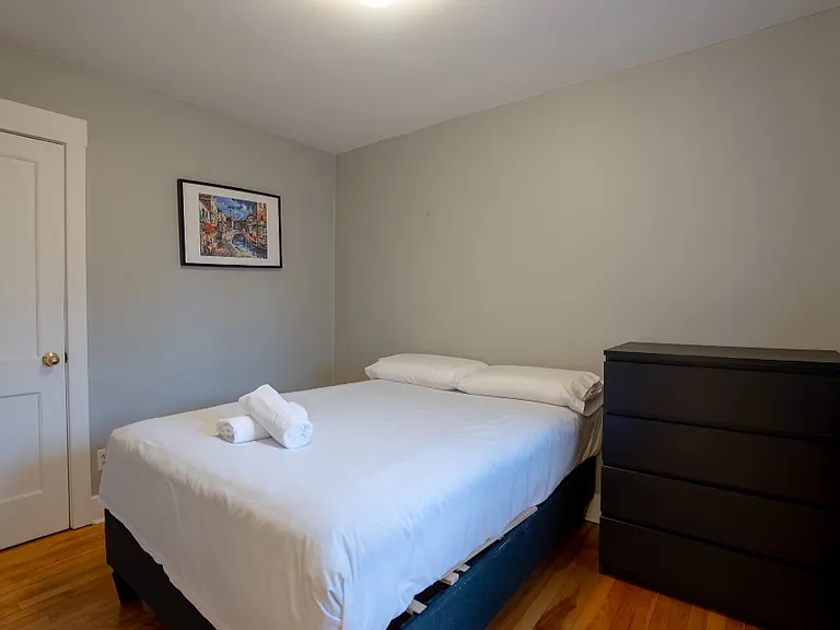204A Flora St — Photo 17