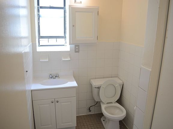 4th image of 514 Tinton Ave APT 3B