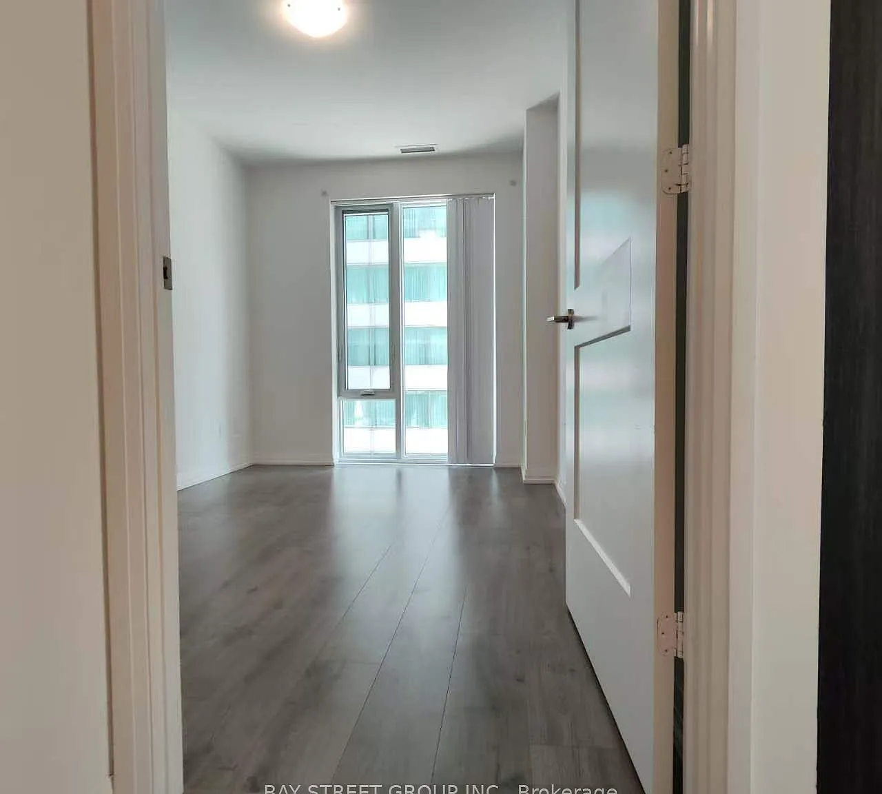 2 bed, $3,000 — Photo 4