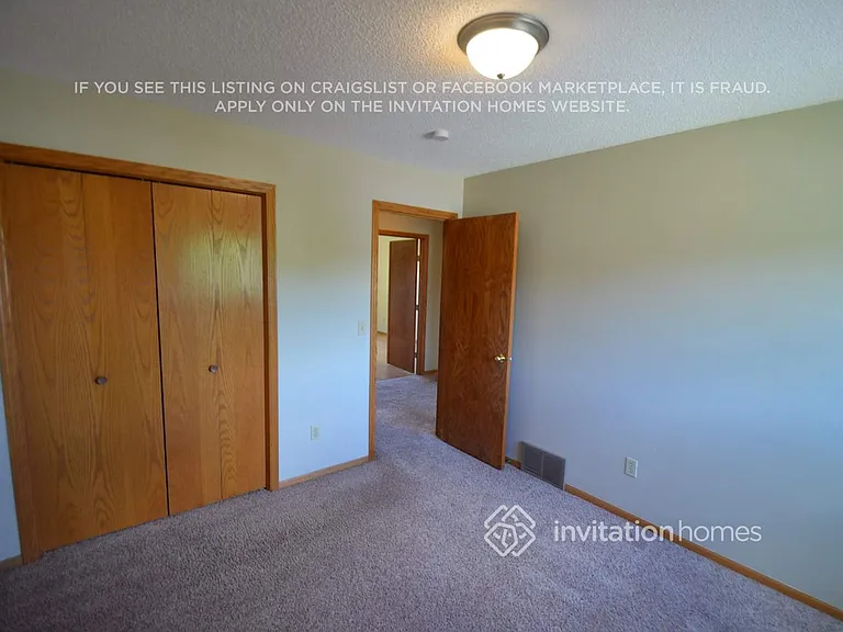 15684 Cumberland Ave W — Photo 11