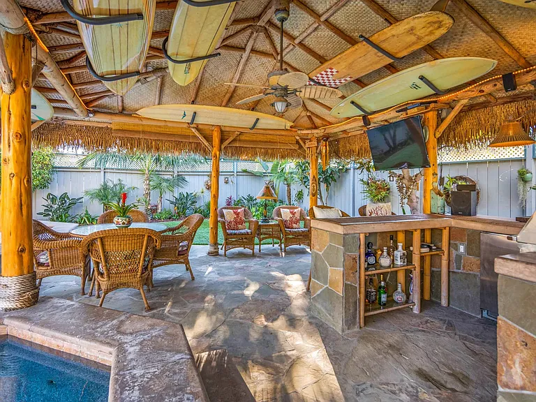 810 Country Club Ln — Photo 9