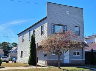 733 Main St, Marinette, WI 54143