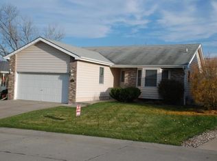 6220 Baxter Pl, Lincoln, NE 68516