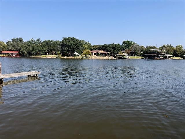 1st image of 4617 Marina Ct