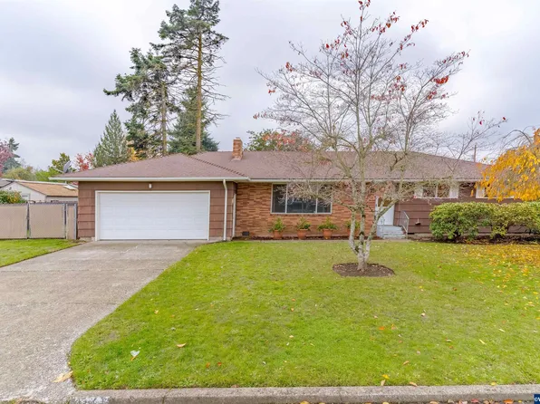 2895 Phipps Ln NE, Salem, OR 97305