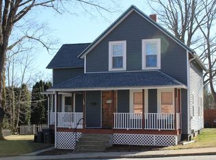 19 Hartwell St, Southbridge, MA 01550