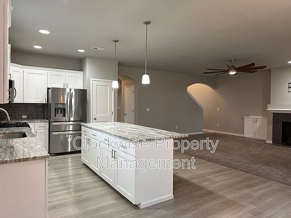 4th image of 1802 203rd Street Ct E