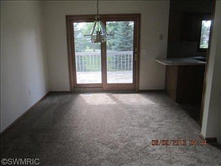 4th image of 1308 Morewood Dr SE