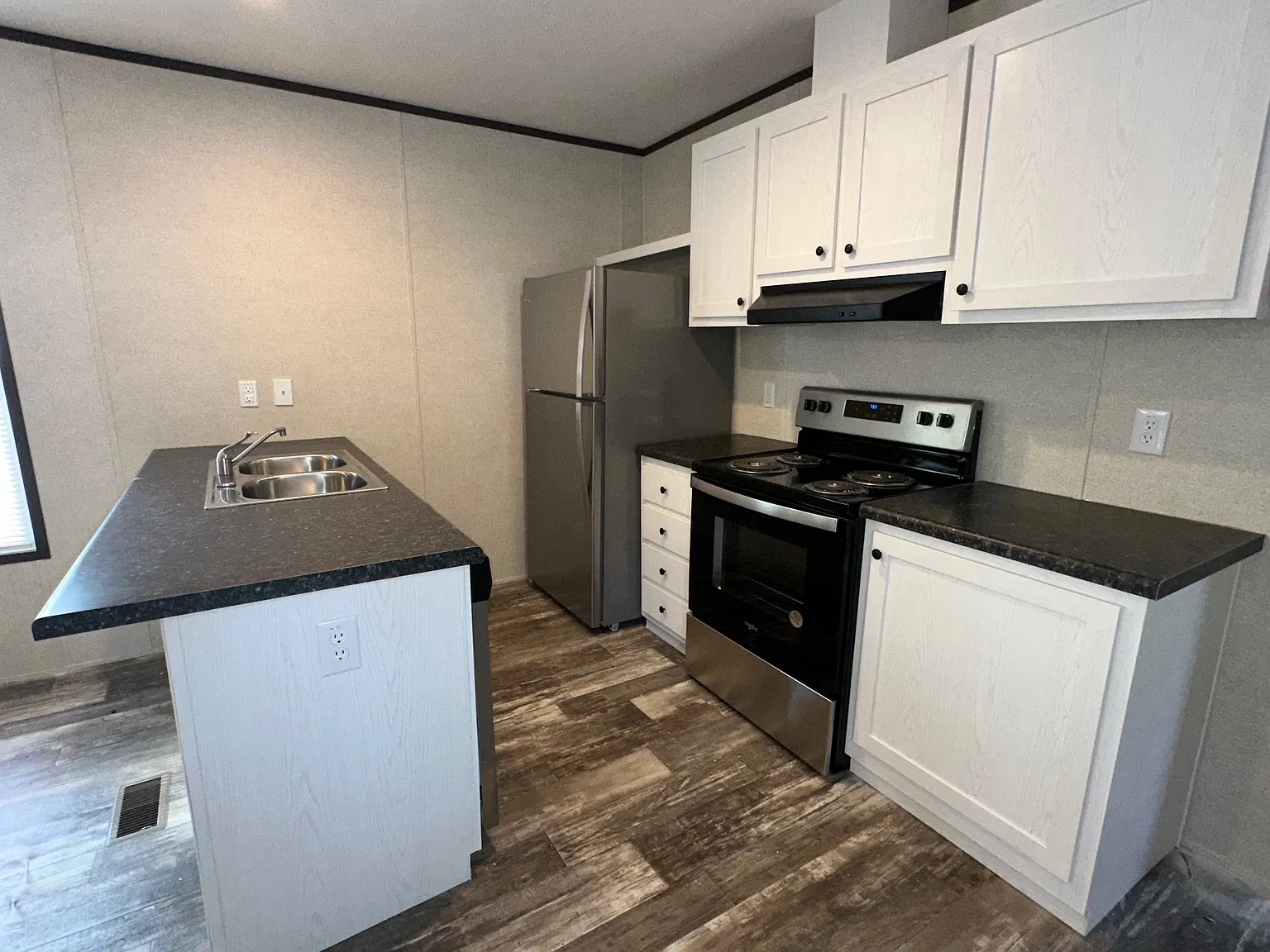 2773 Laurel Circle - 1 — Photo 4