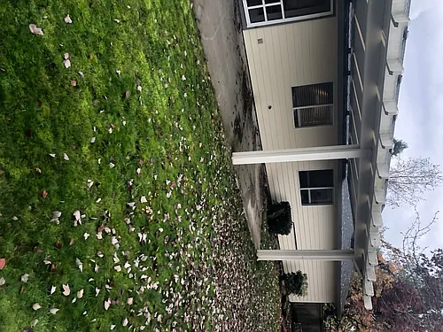 612 NE 147th Cir — Photo 25