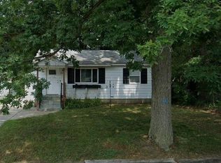 305 Nancy St SE, Kentwood, MI 49548