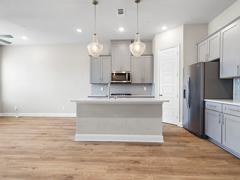 12972 Rockham Ln — Photo 6