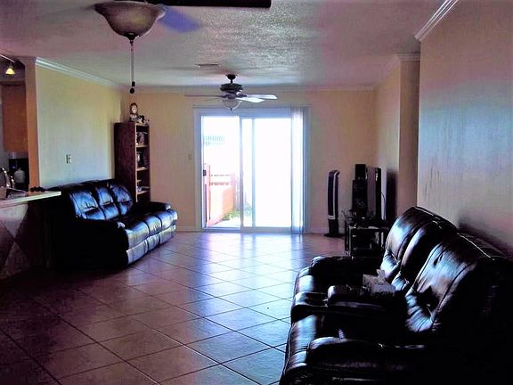 2nd image of 44 Olde Cypress Cir