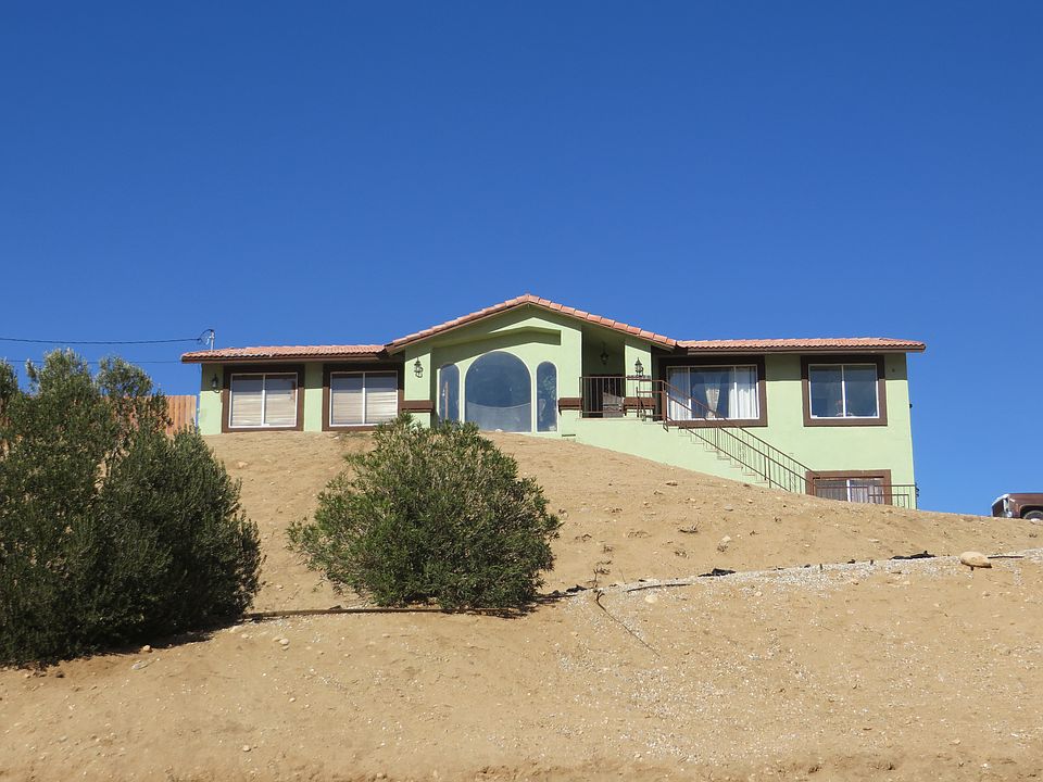 1st image of 18676 Moreno Ct