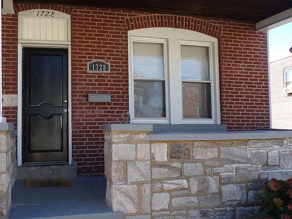 4th image of 1728 W 6th St