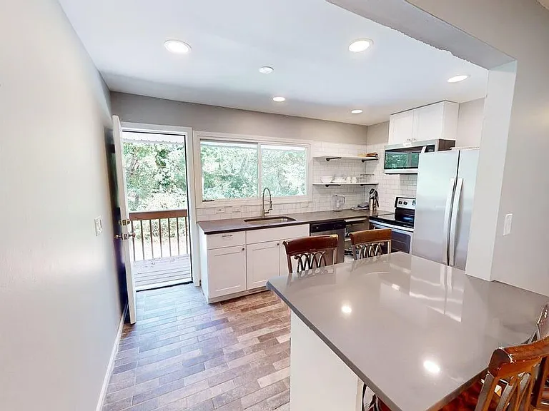 32 Marion St — Photo 7