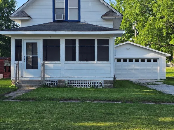 1709 Iowa St, Perry, IA 50220
