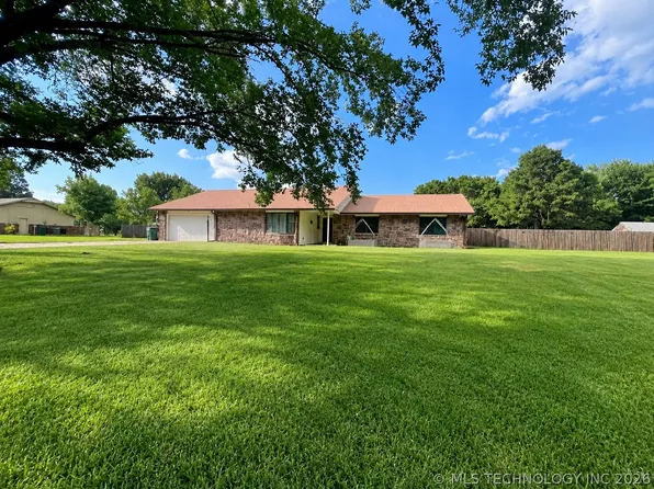 23423 E 98th St S, Broken Arrow, OK 74014