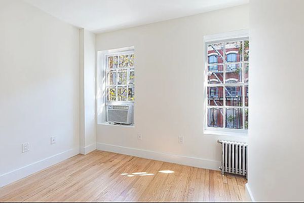1st image of 376 Bleecker St #3