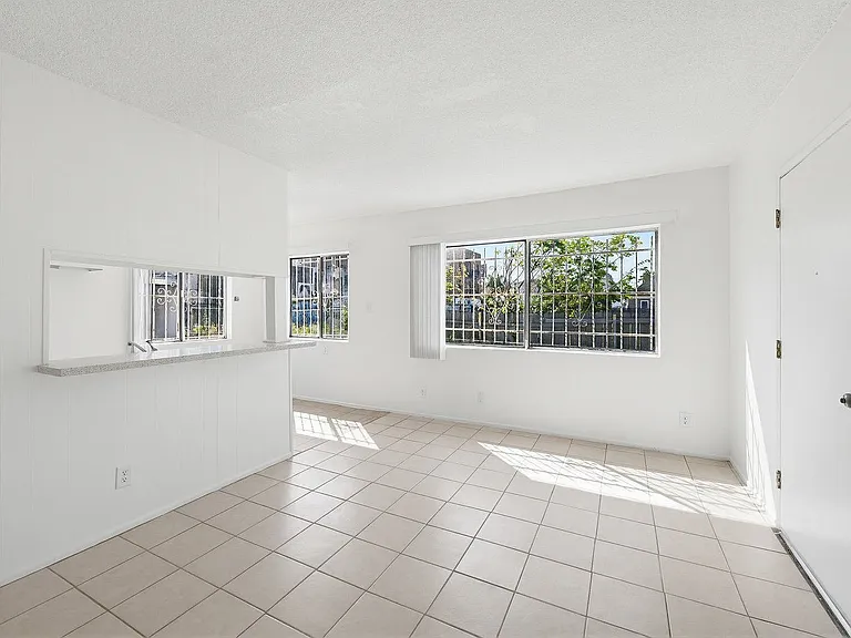 1224 S Normandie Ave #2 — Photo 13