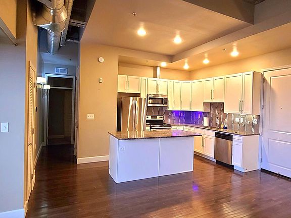 3rd image of 2940 Baltimore Ave APT 1406