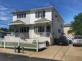 3 Waterside Pkwy, Staten Island, NY 10308