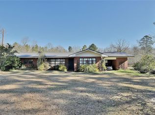 315 Long St, Hurtsboro, AL 36860