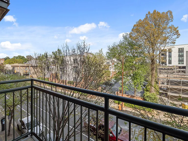 444 Blount St #205 — Photo 12