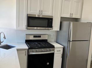 75 Williams St #3R, Chelsea, MA 02150