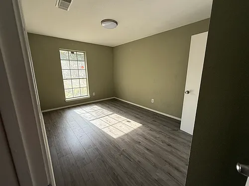 18702 Parfield Ln Photo 1
