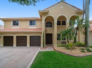 3838 Crestwood Cir, Weston, FL 33331