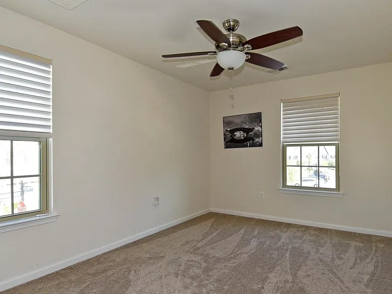 24855 Helms Ter — Photo 19