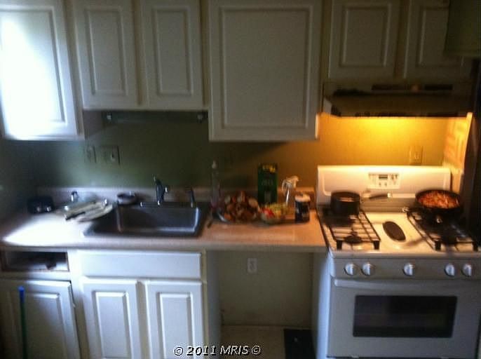 2nd image of 2616 Iverson St Unit 29