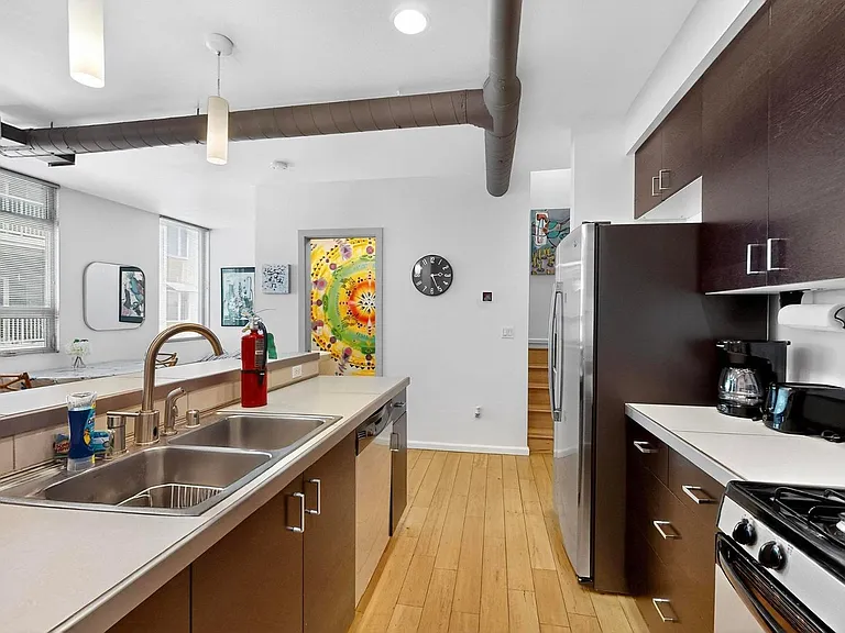 343 Platinum St SW #B — Photo 28