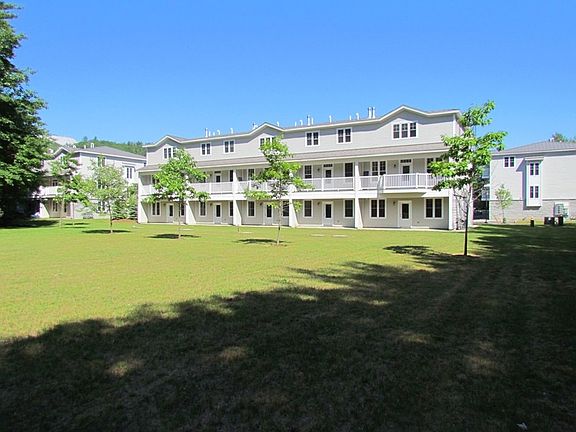2nd image of 35 Callaway Dr Unit 1