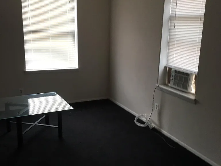 8649 Oxford Ln — Photo 2
