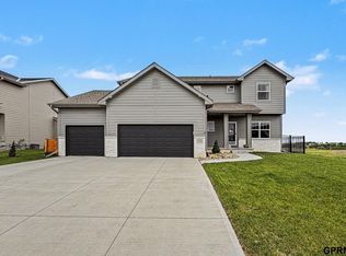 12119 S 109th St, Papillion, NE 68046