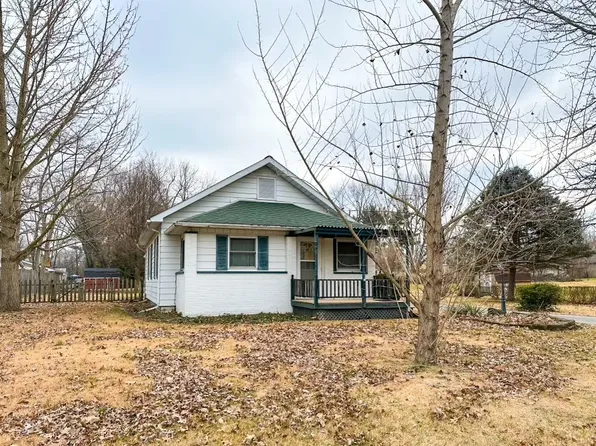 4412 S 12th St, Terre Haute, IN 47802