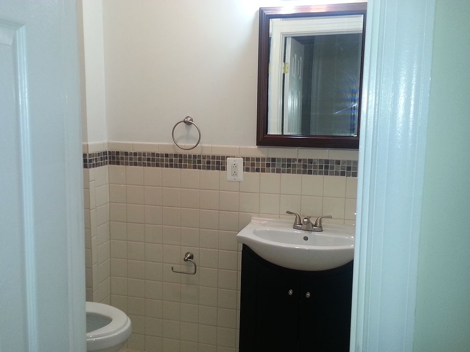 2nd image of 757 S 20th St #1R