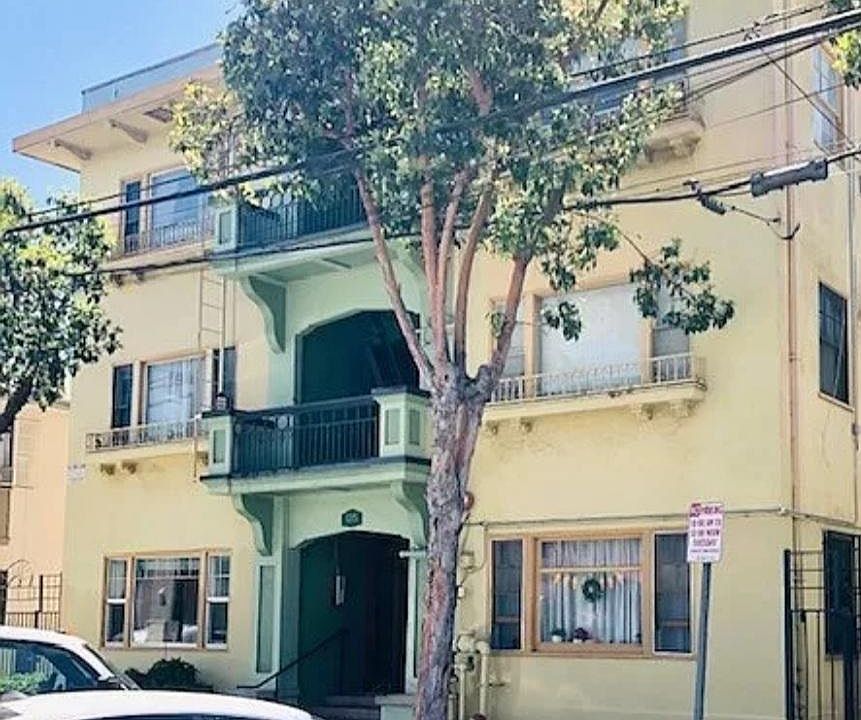 1st image of 135 Bonito Ave APT 4